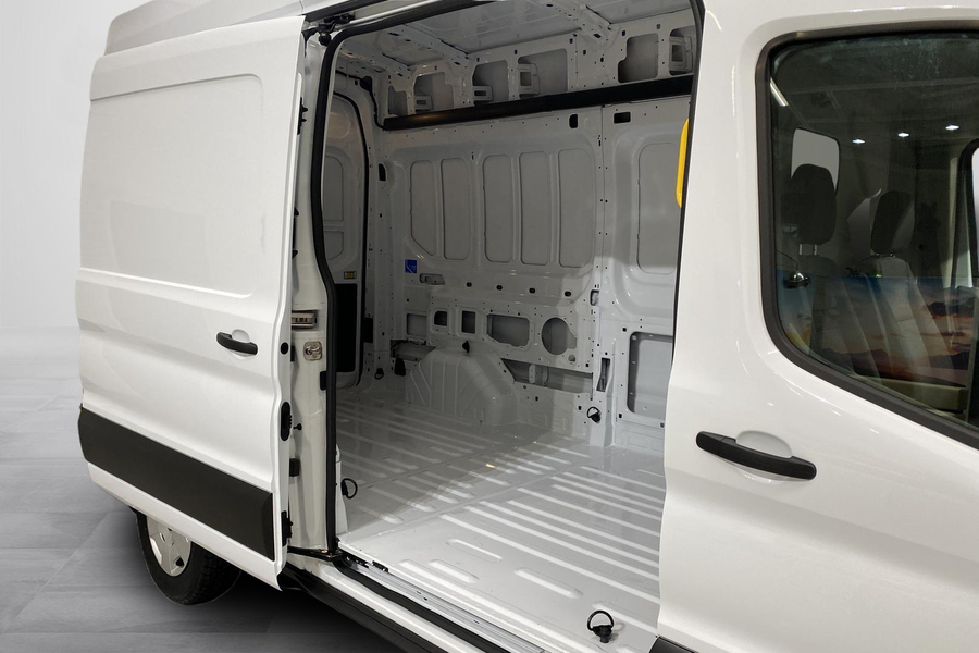 heti ajoon Ford Transit