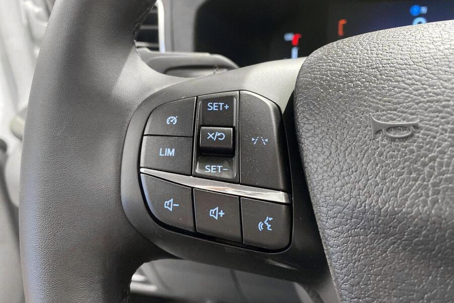 heti ajoon Ford Transit