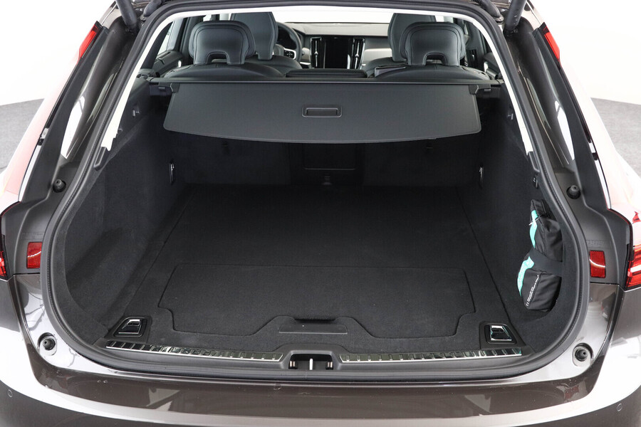 heti ajoon Volvo V90