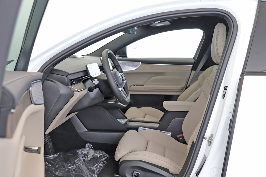 heti ajoon Volvo ES90