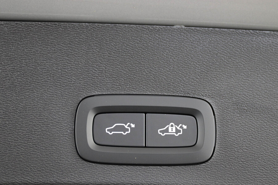 heti ajoon Volvo EX40