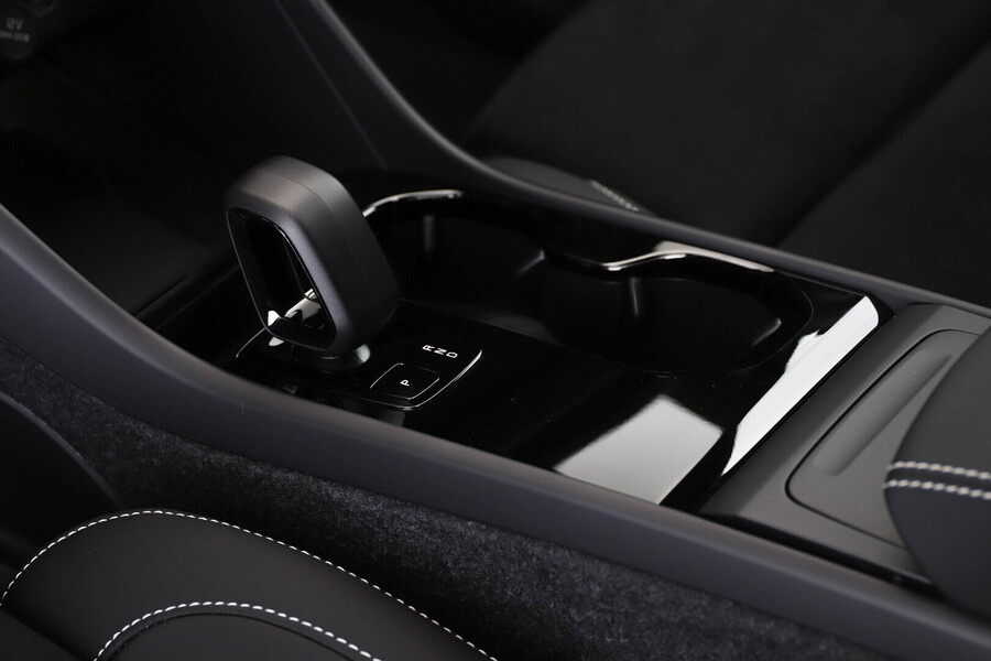 heti ajoon Volvo EX40