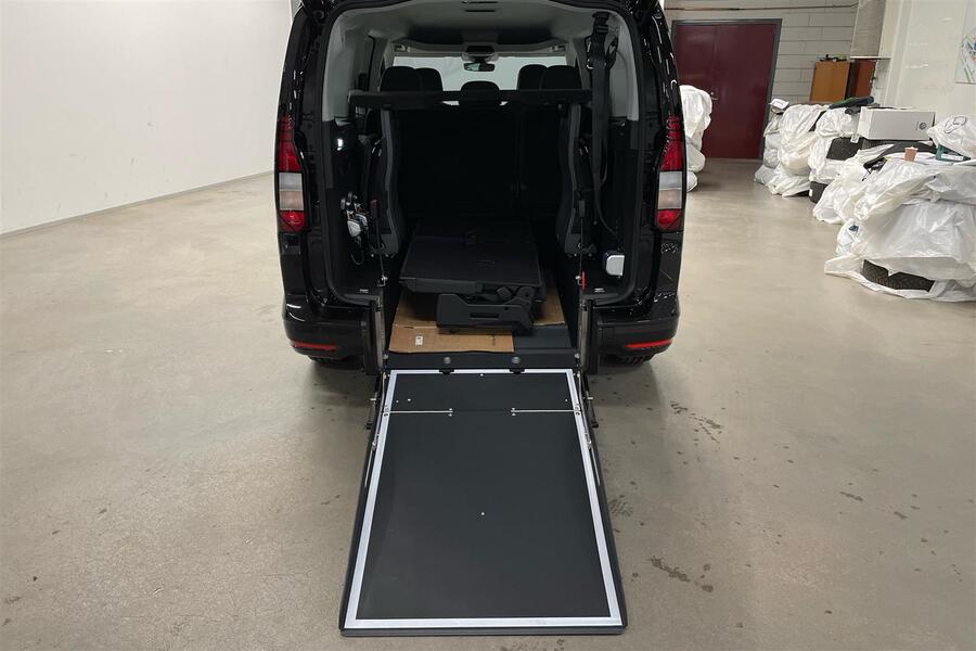 heti ajoon Volkswagen Caddy Maxi