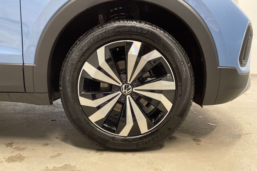 Style Edition 1,0 TSI 85 kW DSG-automaatti *Korkotarjous 1,49% + kulut tähän autoon* heti ajoon Volkswagen T-Cross