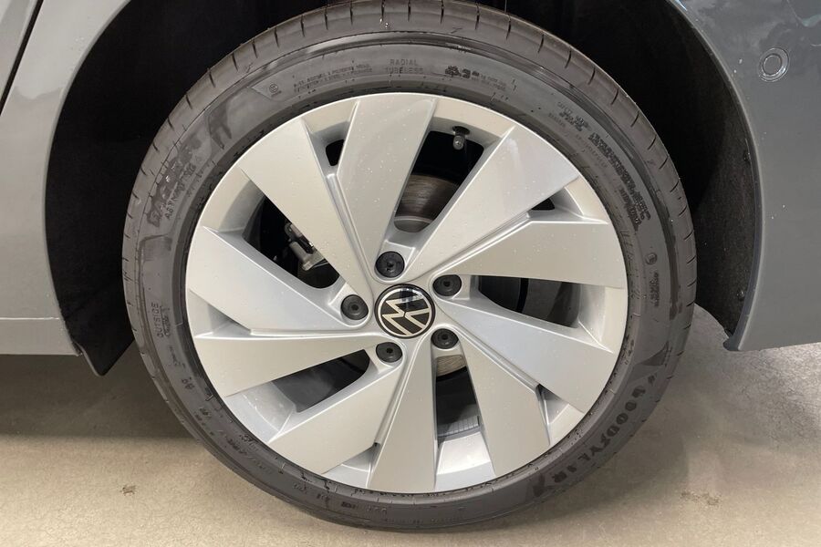 Variant Comfort Edition 1,5 eTSI 85 kW (MHEV) DSG *Korkotarjous 1,49% + kulut tähän autoon* heti ajoon Volkswagen Golf