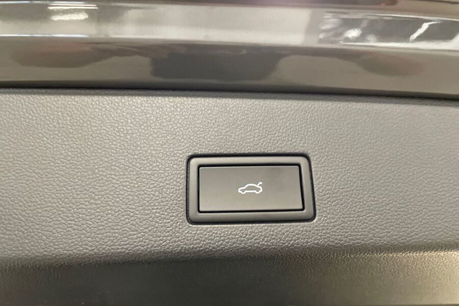 Variant Comfort Edition 1,5 eTSI 85 kW (MHEV) DSG *Korkotarjous 1,49% + kulut tähän autoon* heti ajoon Volkswagen Golf