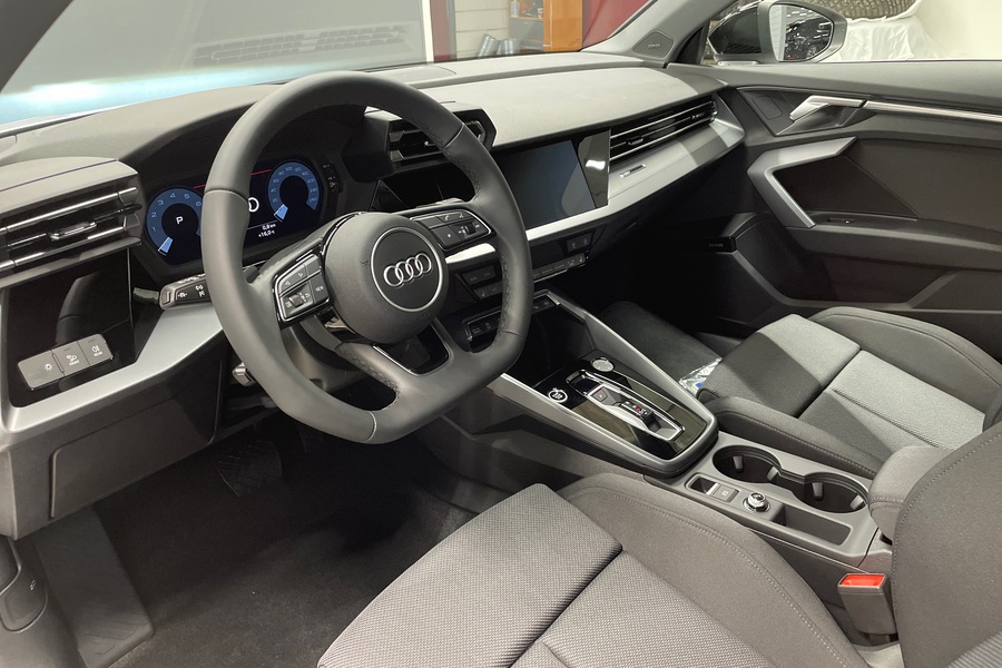 Sedan Plus 35 TFSI heti ajoon Audi A3