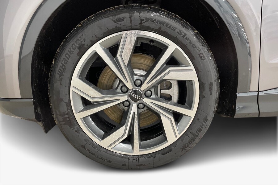 heti ajoon Audi Q4 e-tron