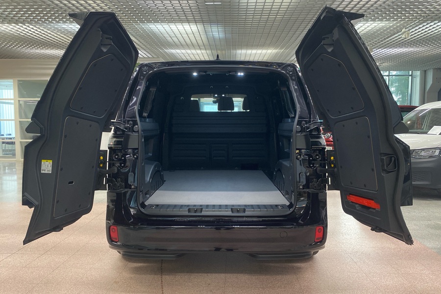 Cargo Cargo Limited Edition 150kW PRO Business 77 kWh *Korkotarjous 1,49%+kulut tähän autoon* heti ajoon Volkswagen ID. Buzz