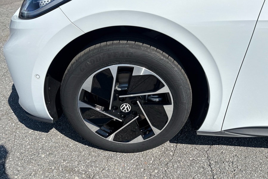 Pro Elegance 150 kW, akku 59 kWh | iQ.LIGHT -led-matriisiajovalot | heti ajoon Volkswagen ID.3