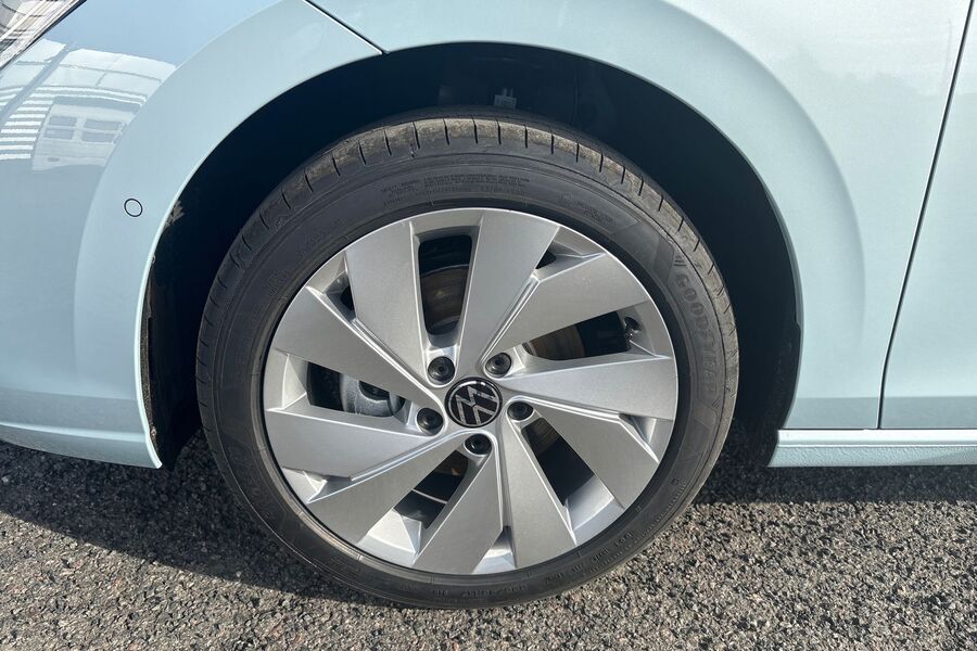 heti ajoon Volkswagen Golf