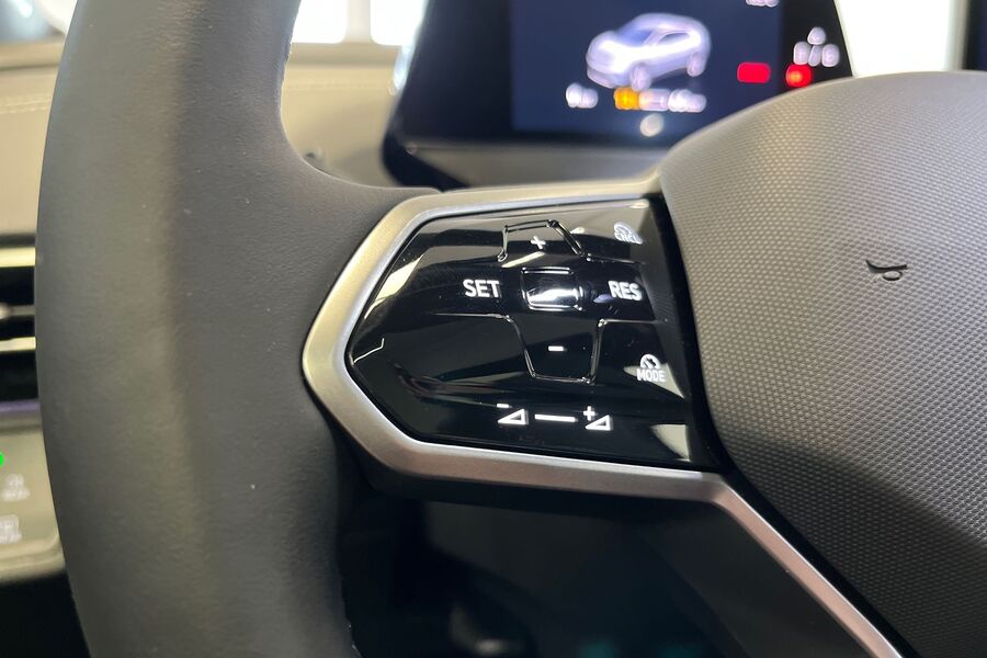 Pro 4MOTION Elegance 75-v Juhlamalli 210 kW, akku 77 kWh* Heti toimitukseen* heti ajoon Volkswagen ID.4