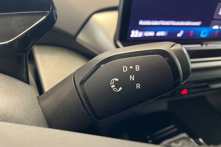 Pro 4MOTION Elegance 75-v Juhlamalli 210 kW, akku 77 kWh* Heti toimitukseen* heti ajoon Volkswagen ID.4