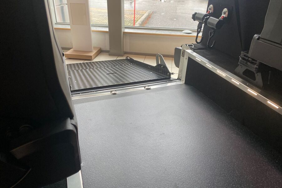 heti ajoon Volkswagen Caddy Maxi