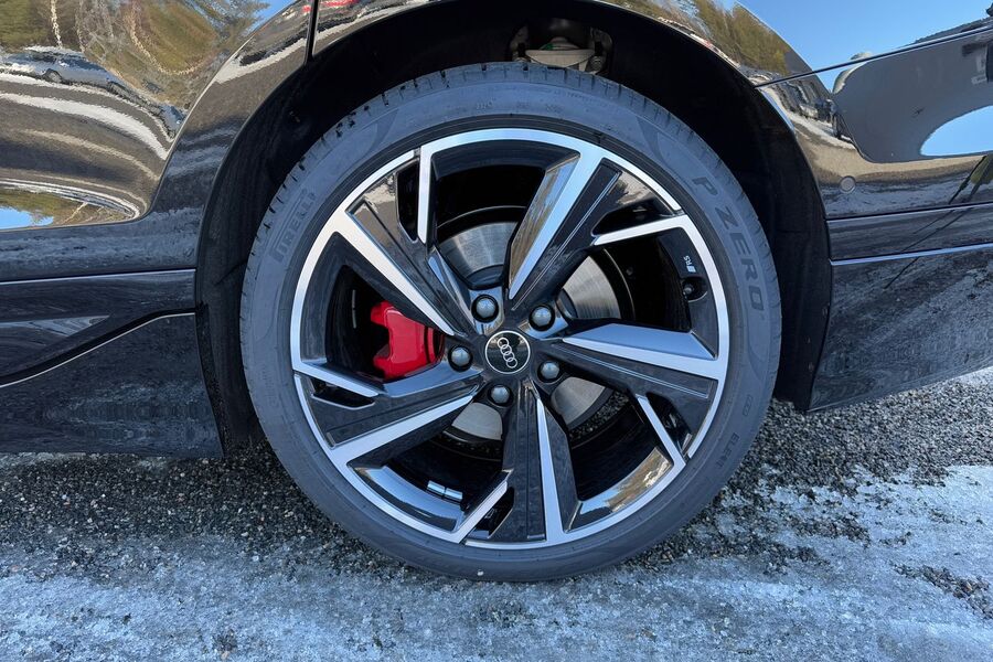 heti ajoon Audi A6 e-tron