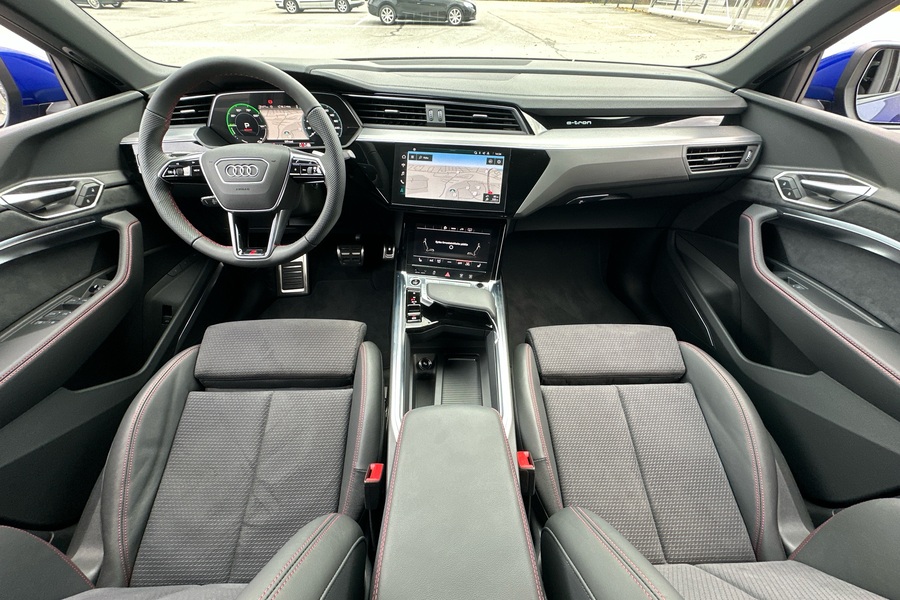 heti ajoon Audi Q8 e-tron