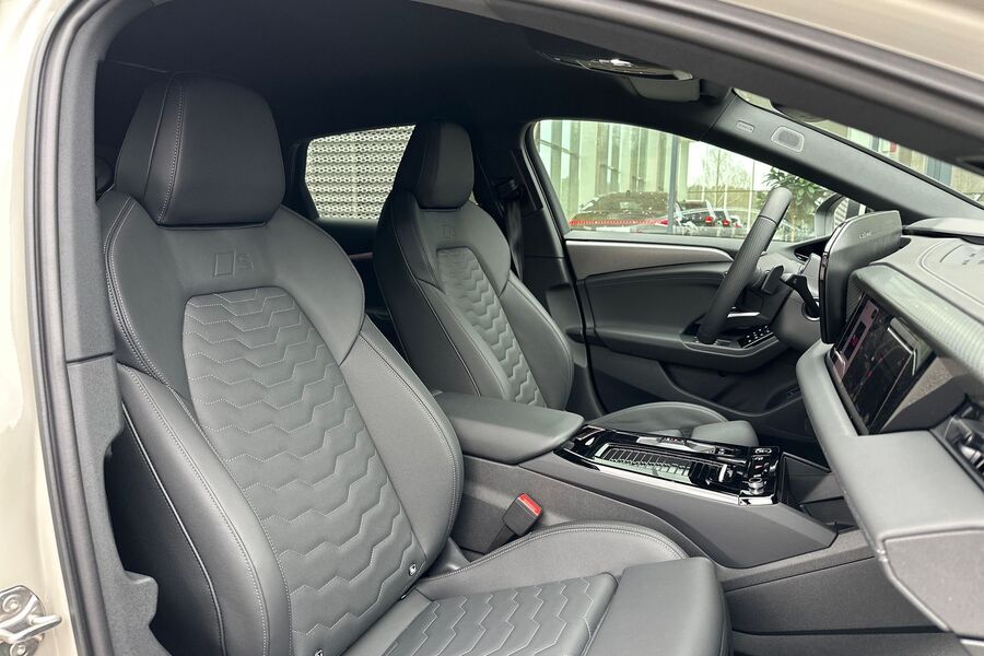 heti ajoon Audi A6 e-tron