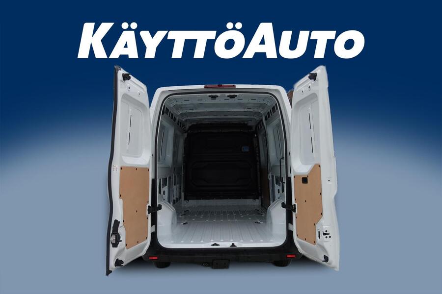 heti ajoon Nissan Interstar