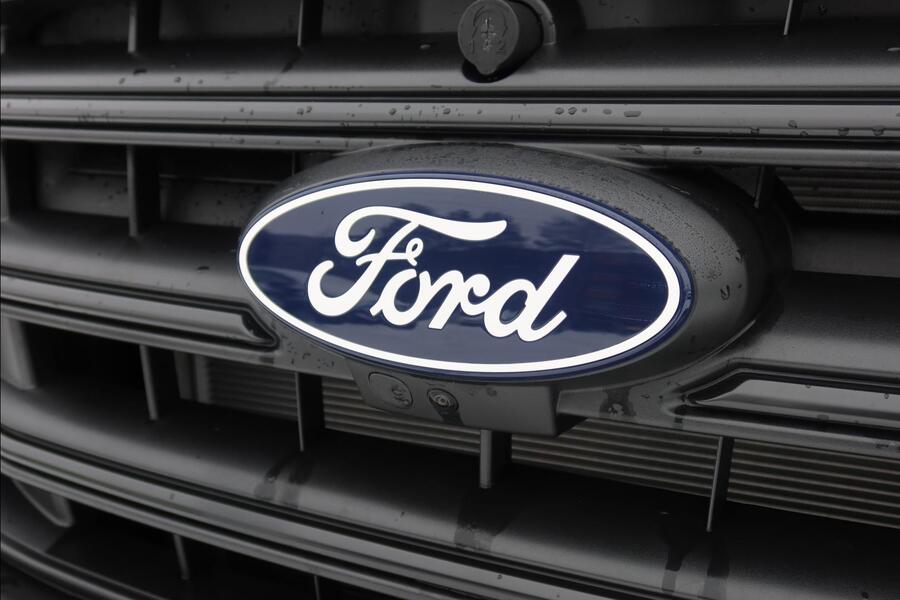 heti ajoon Ford Transit