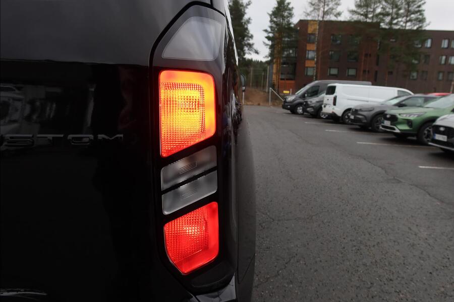 heti ajoon Ford Transit Custom