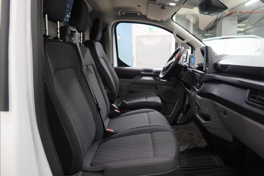 heti ajoon Ford Transit Custom