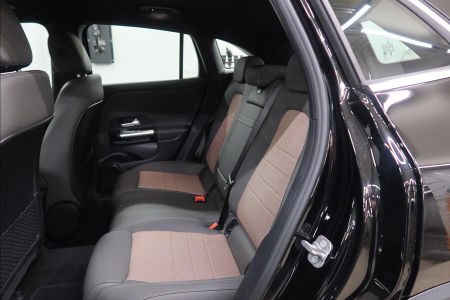 heti ajoon Mercedes-Benz EQA