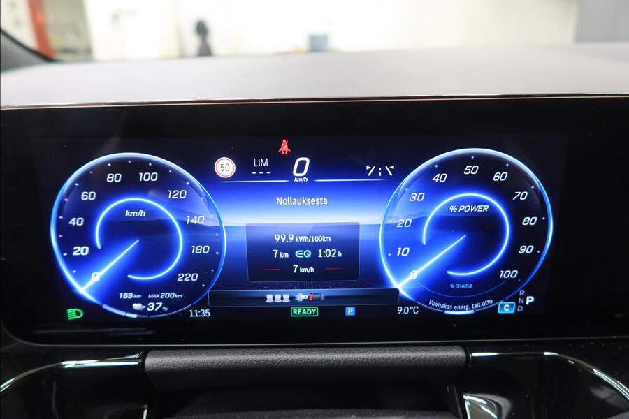 heti ajoon Mercedes-Benz EQA