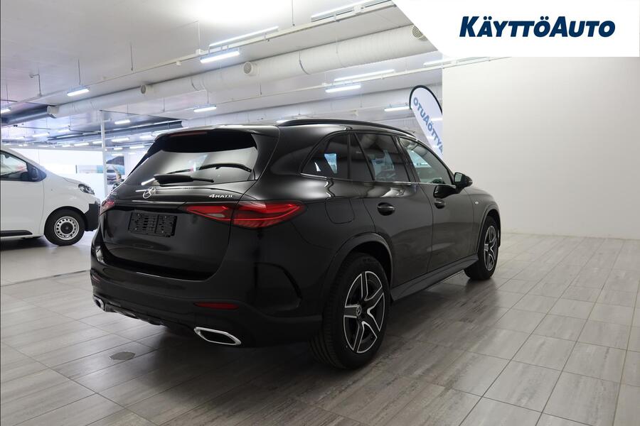 heti ajoon Mercedes-Benz GLC