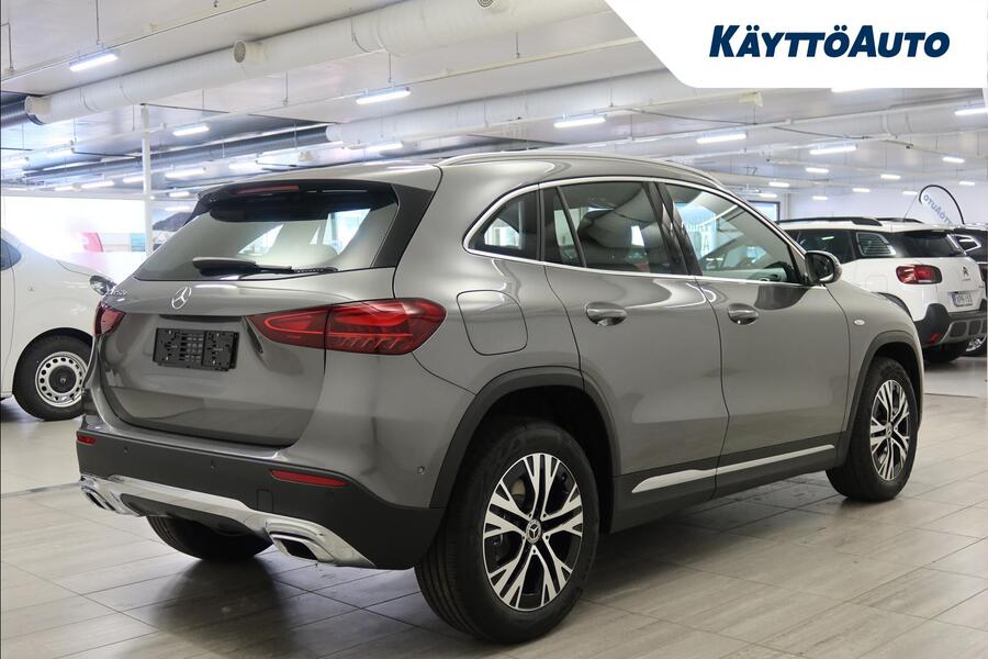 heti ajoon Mercedes-Benz GLA