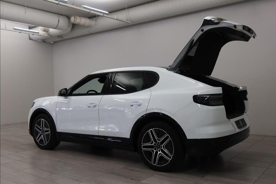 heti ajoon Ford Capri