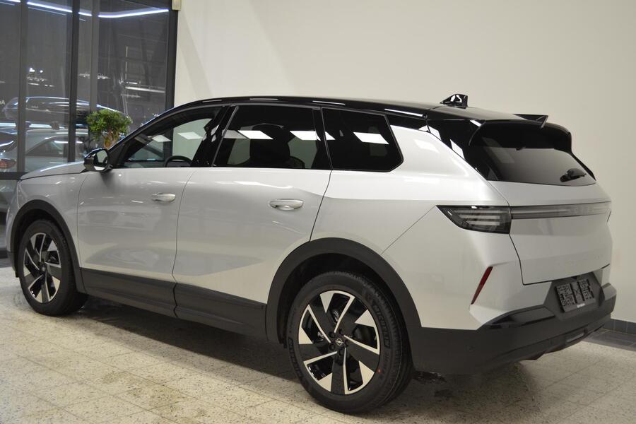 heti ajoon Opel Grandland