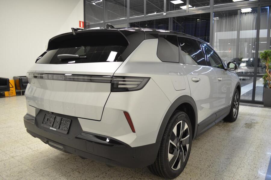 heti ajoon Opel Grandland