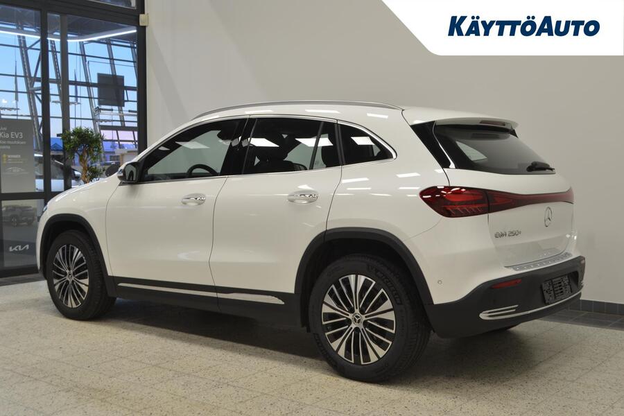 heti ajoon Mercedes-Benz EQA