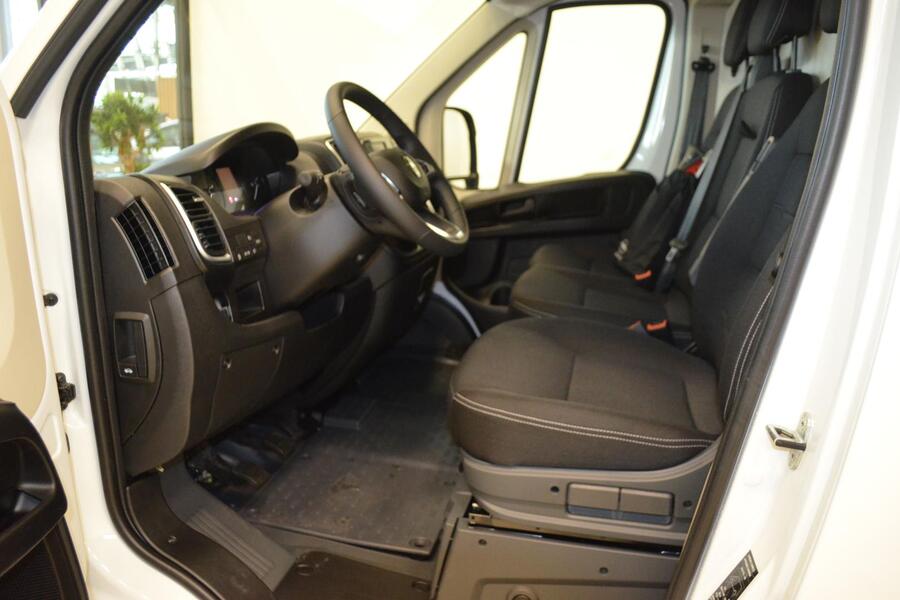 heti ajoon Opel Movano