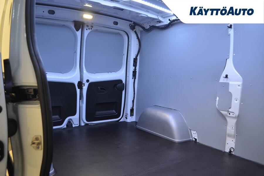 heti ajoon Nissan Primastar