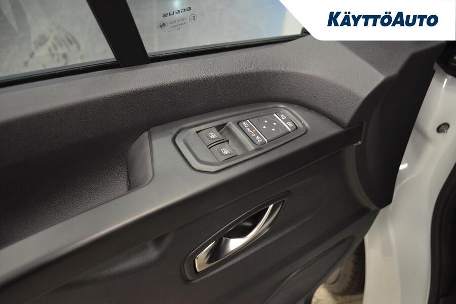 heti ajoon Nissan Primastar