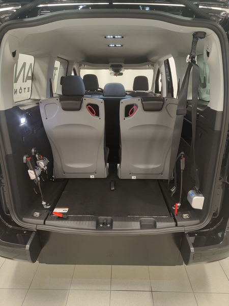 heti ajoon Volkswagen Caddy Maxi