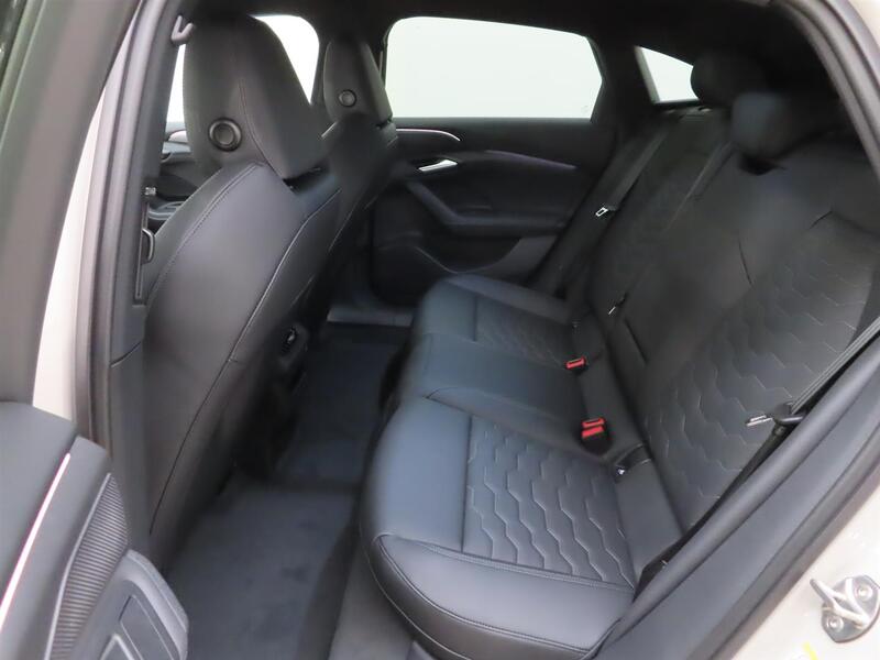 heti ajoon Audi A6 e-tron