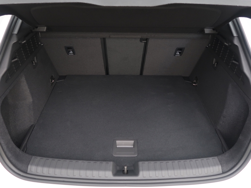 Sportback 40 TFSI e heti ajoon Audi A3