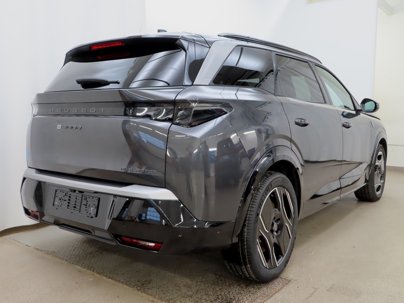 heti ajoon Peugeot E-5008