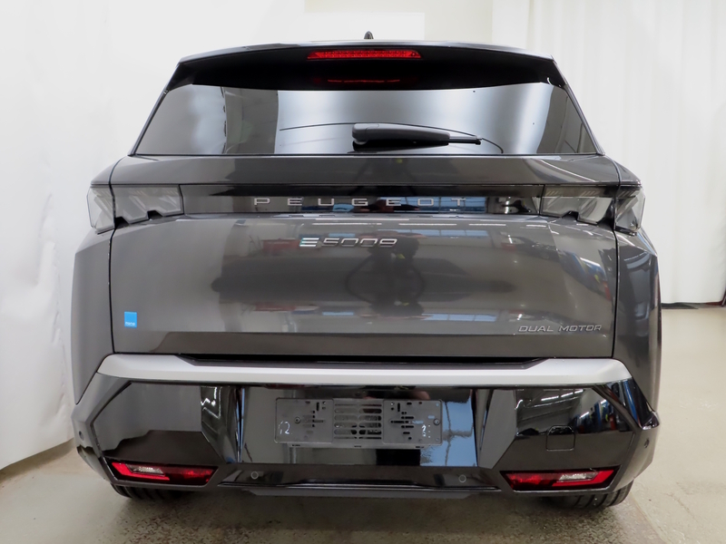 heti ajoon Peugeot E-5008