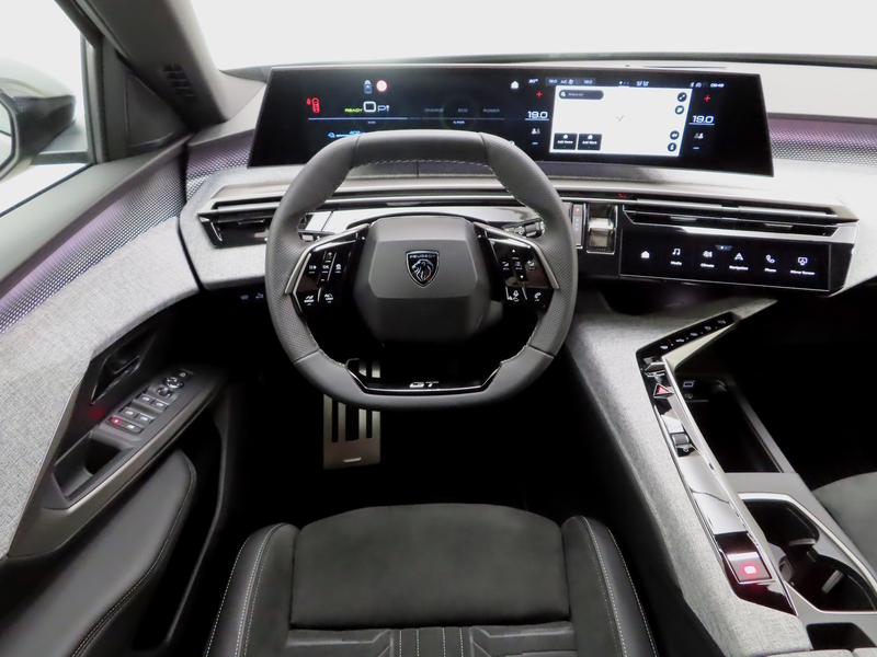 heti ajoon Peugeot E-5008