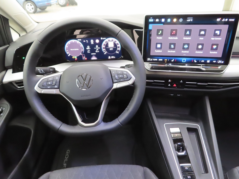 heti ajoon Volkswagen Golf