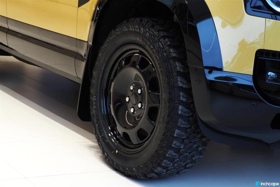 heti ajoon Land Rover Defender