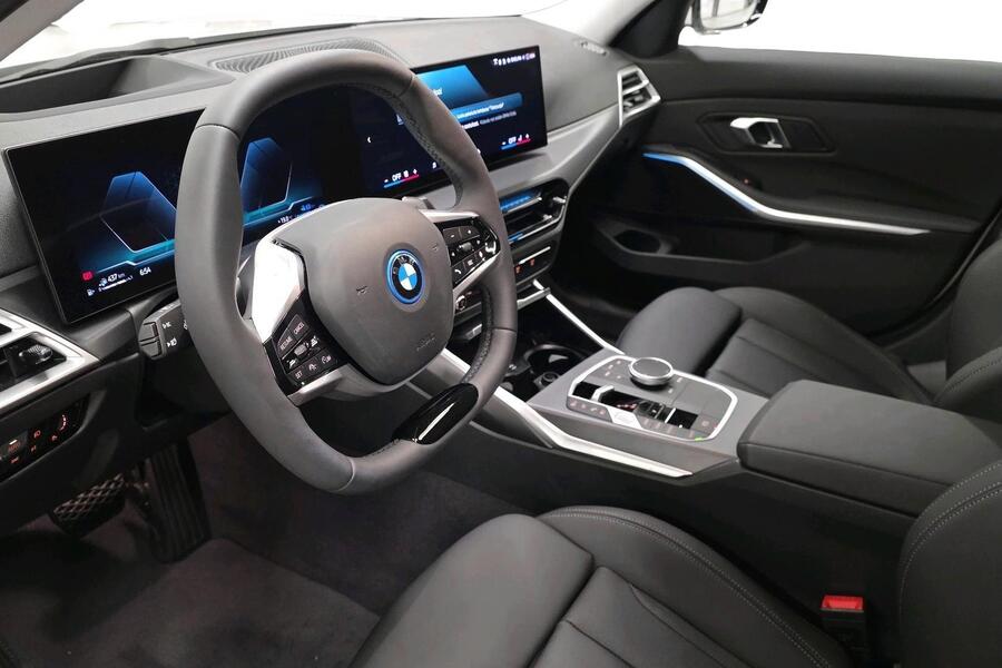 heti ajoon BMW 330