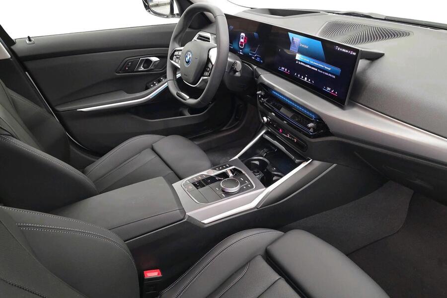 heti ajoon BMW 330