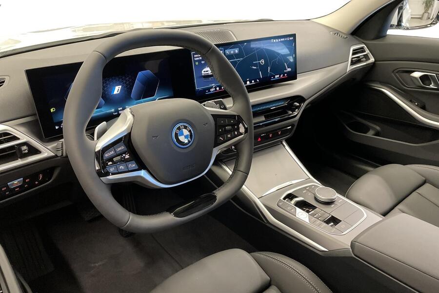 heti ajoon BMW 330