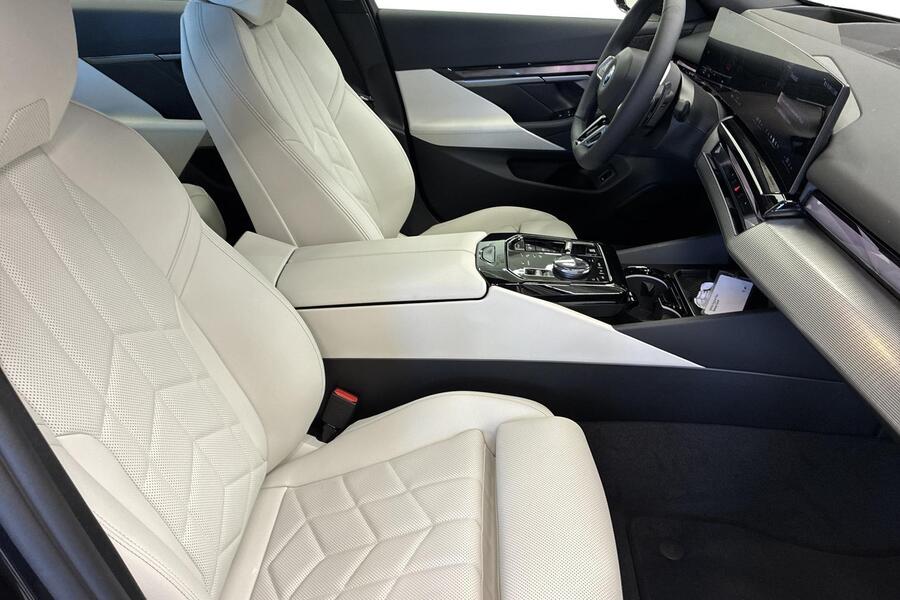 heti ajoon BMW 530