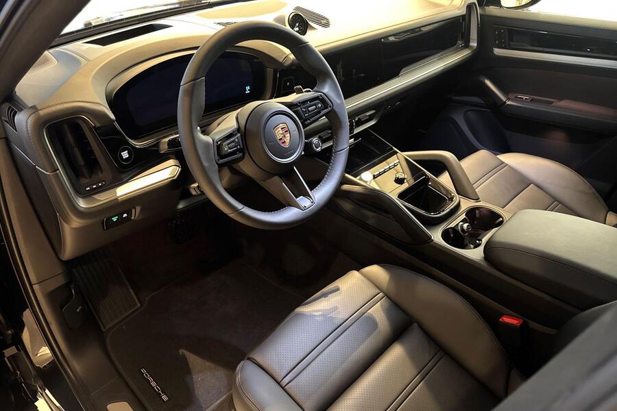 heti ajoon Porsche Cayenne