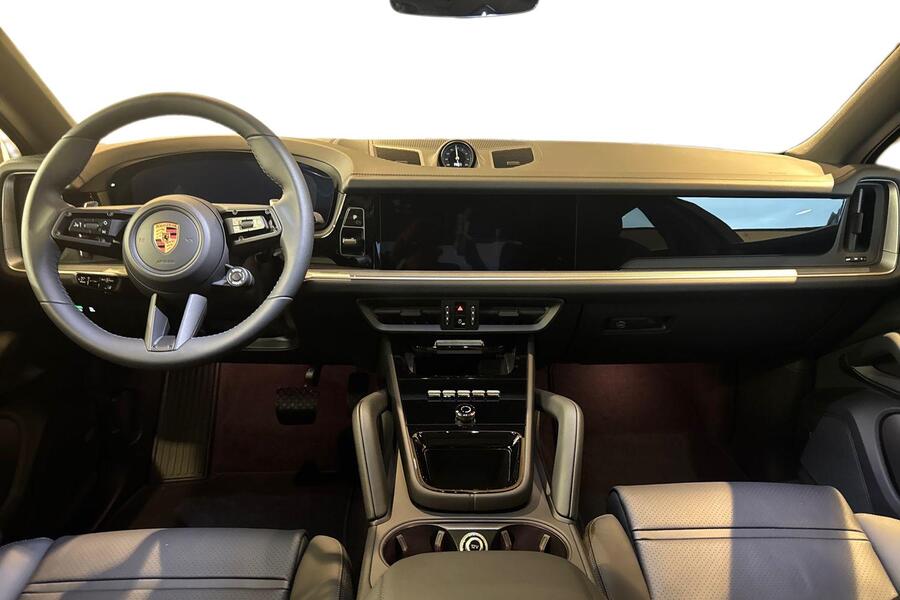 heti ajoon Porsche Cayenne